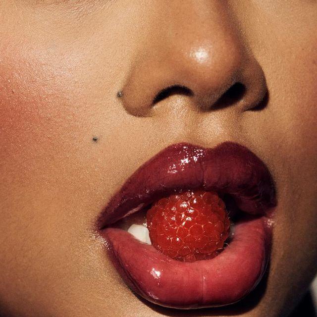 Garden Gem Gather: Pure Earth Berry Ensemble